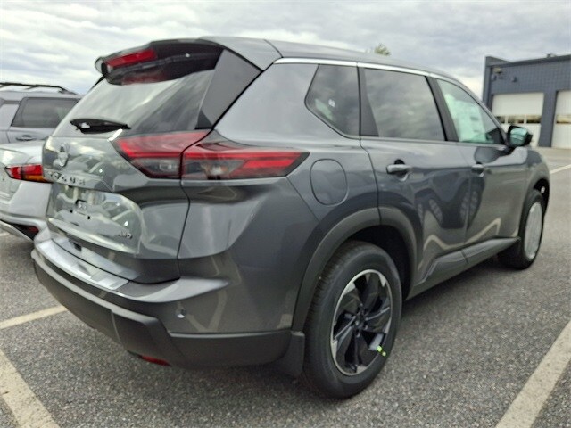 2026 Nissan Rogue SV photo 4