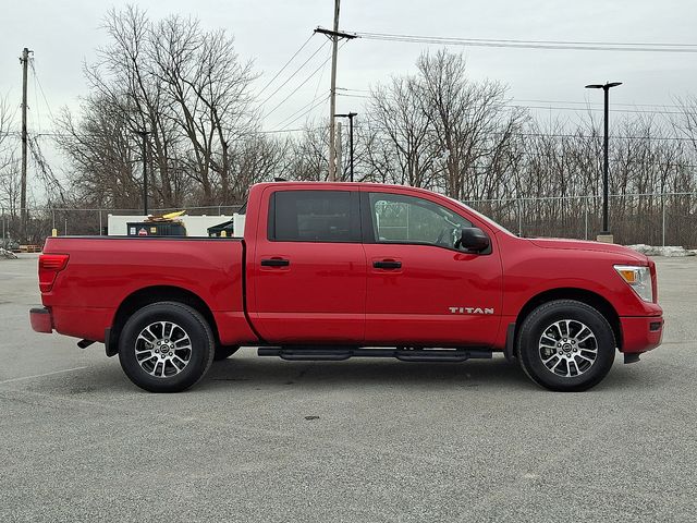 2024 Nissan Titan SV - Photo 10