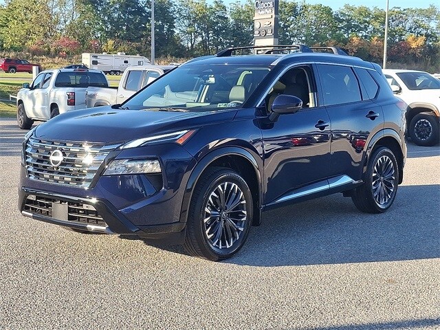 2026 Nissan Rogue Platinum photo 3