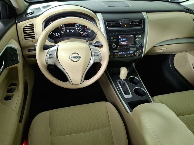Used 2015 Nissan Altima SV with VIN 1N4AL3AP8FC117900 for sale in York, PA