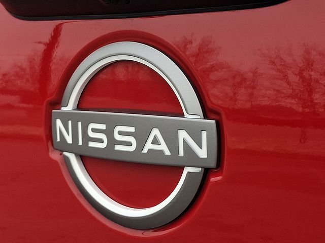 2024 Nissan Titan SV - Photo 30
