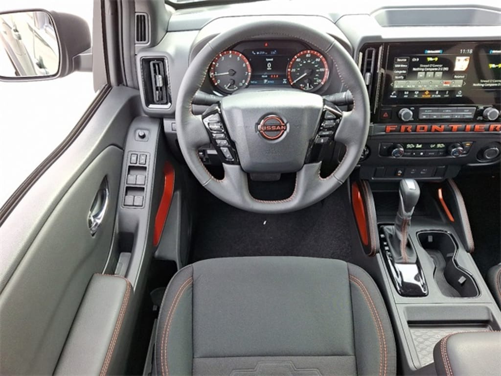 Used 2025 Nissan Frontier PRO-4X Truck Crew Cab