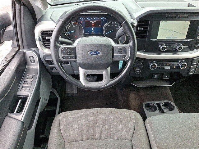 2021 Ford F-150 XLT photo 2