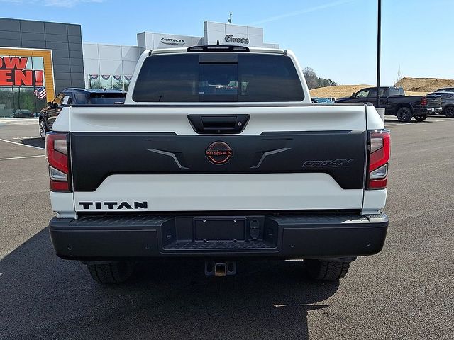 2024 Nissan Titan PRO-4X - Photo 9