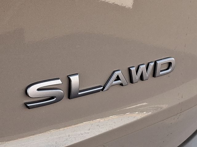 2025 Nissan Rogue SL - Photo 8