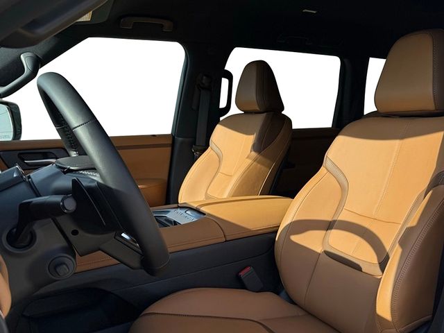 2025 Nissan Armada SL - Photo 9