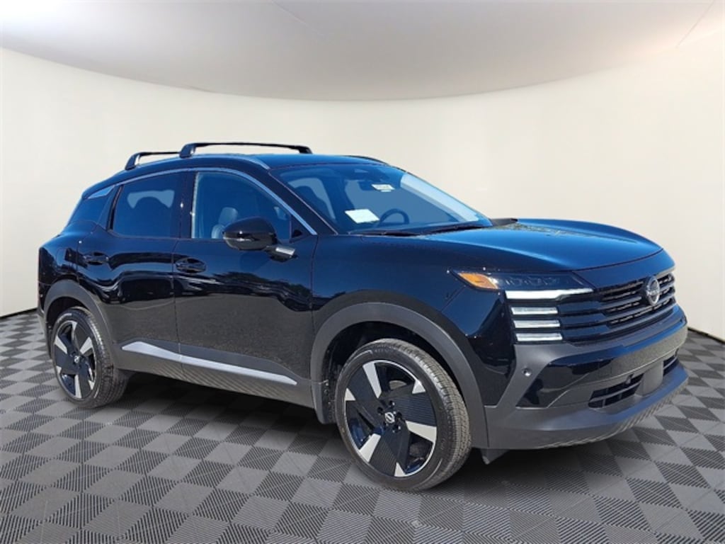 New 2026 Nissan Kicks SR SUV