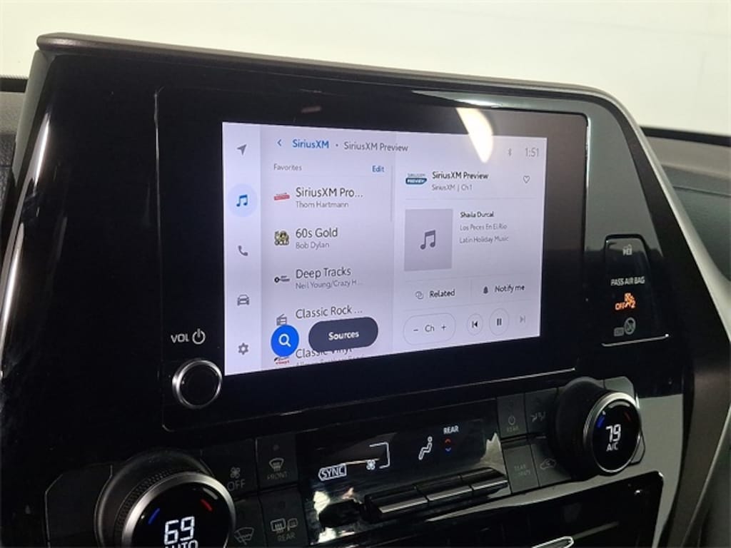 Used 2023 Toyota Highlander L SUV