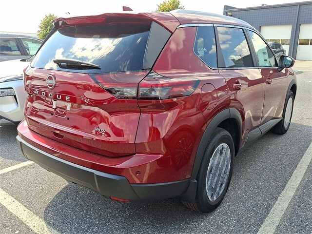 2026 Nissan Rogue SV photo 3