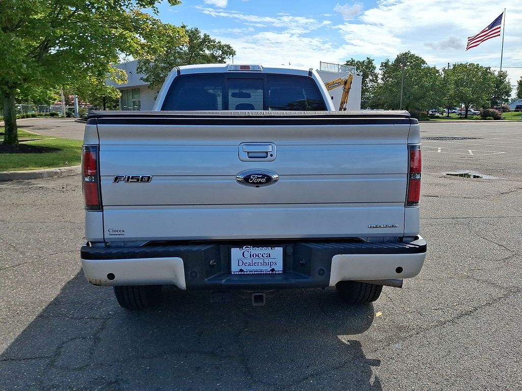 Photo 8