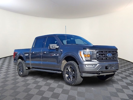 2022 Ford F-150 XLT Truck SuperCrew Cab