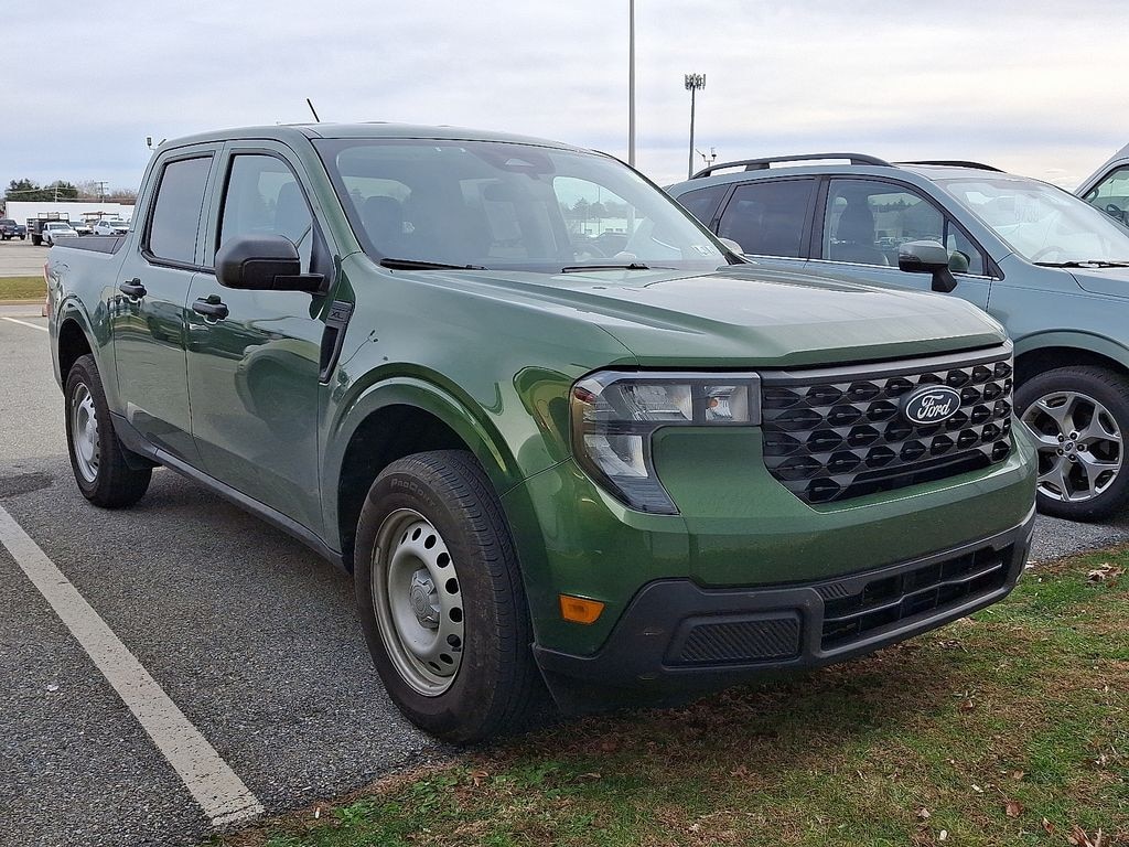 Used 2025 Ford Maverick XL Truck SuperCrew