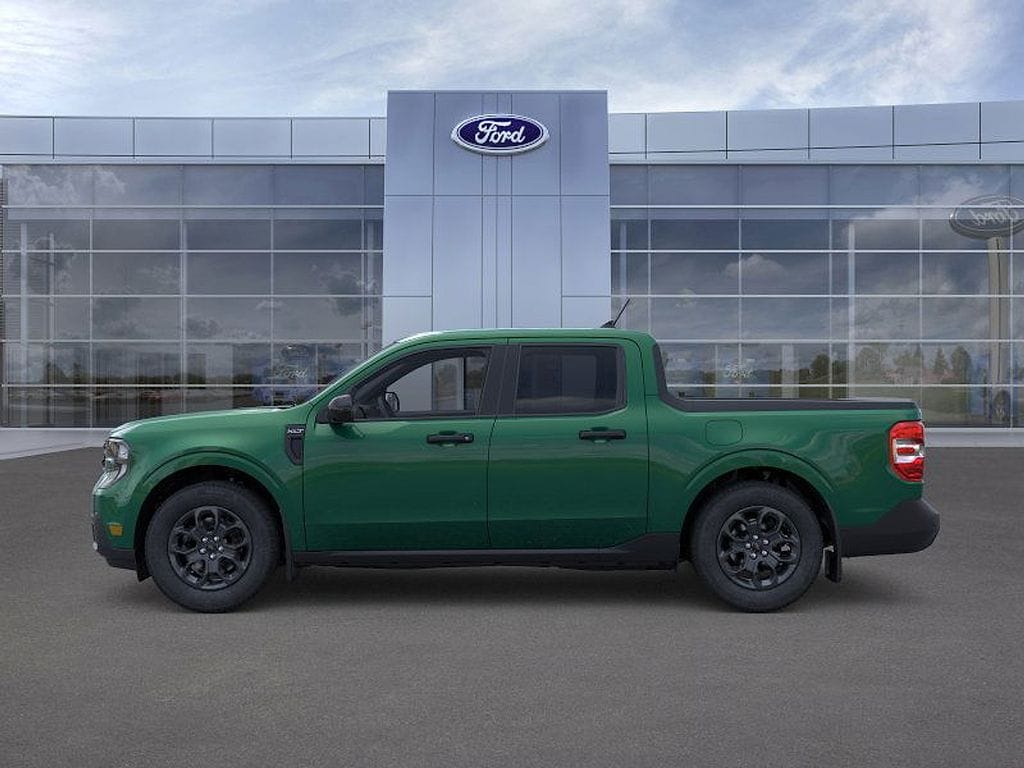 New 2025 Ford Maverick XLT Truck SuperCrew