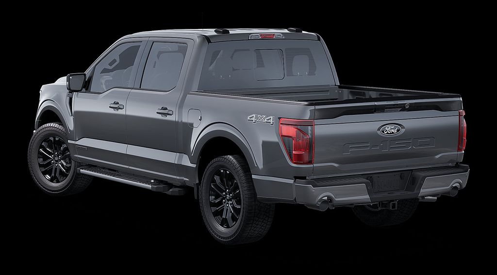 2025 Ford F-150 XLT photo 2