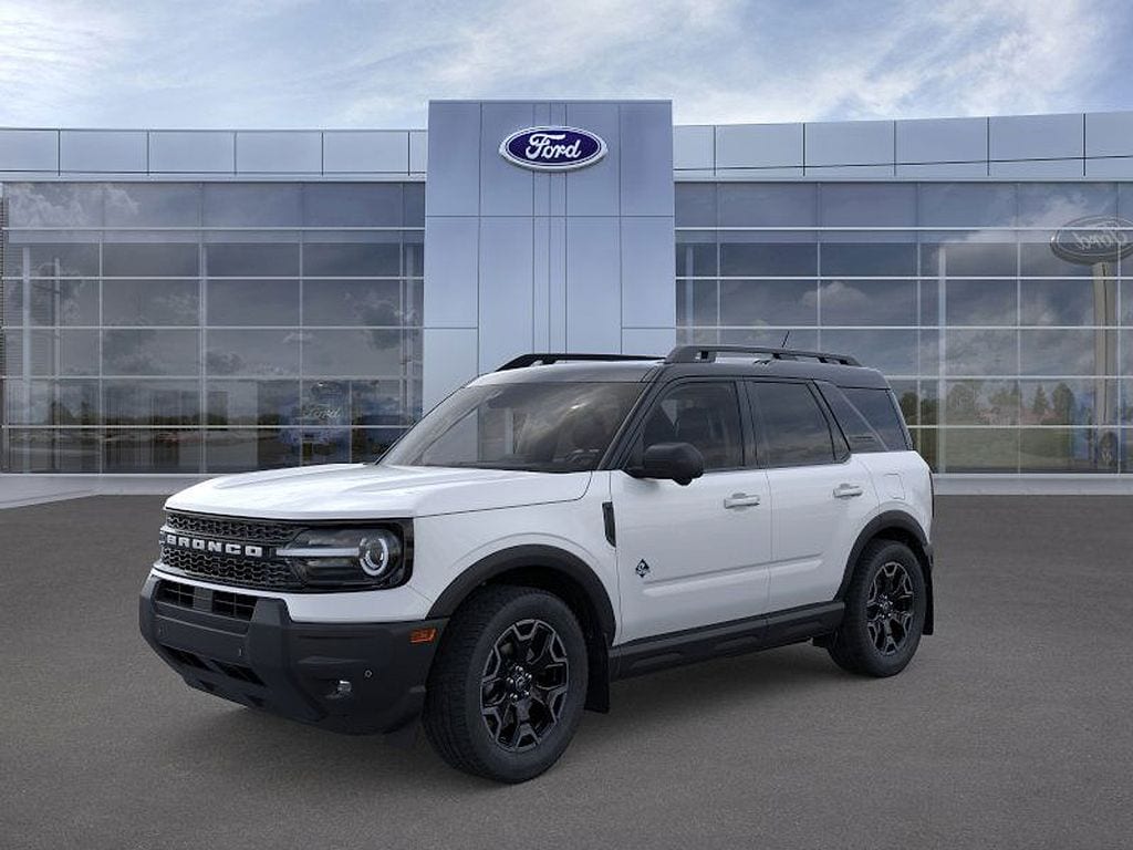 2025 Ford Bronco Sport Outer Banks's photo