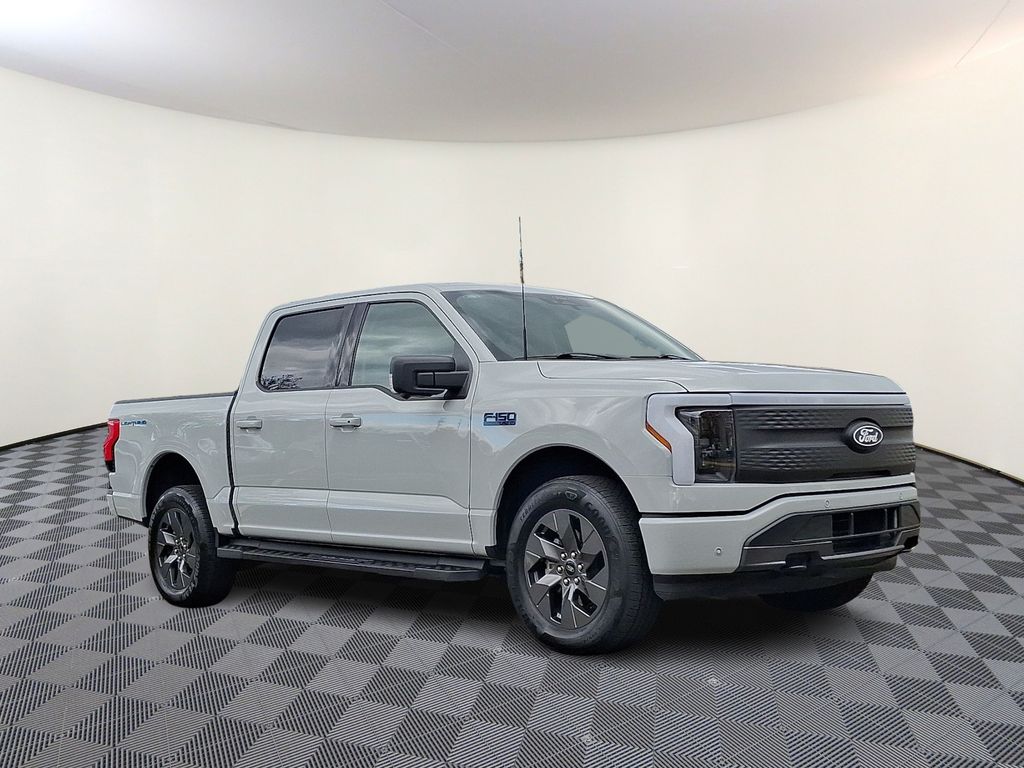 2024 Ford F-150 Lightning Flash's photo