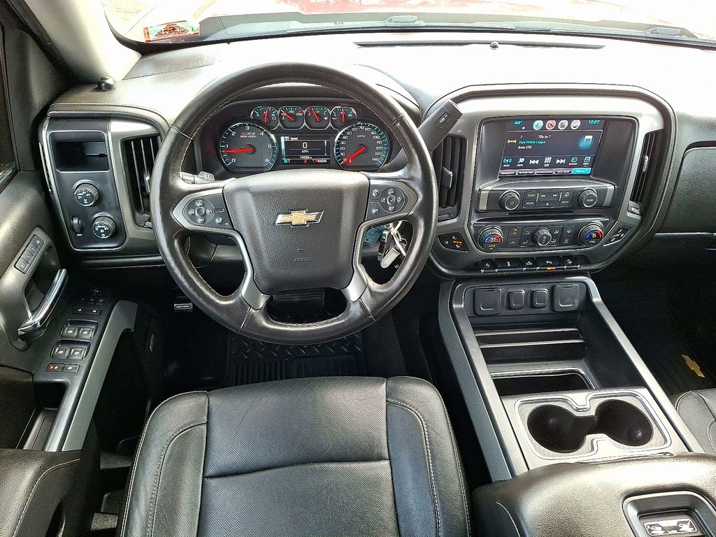 2016 Chevrolet Silverado 1500 LTZ photo 2
