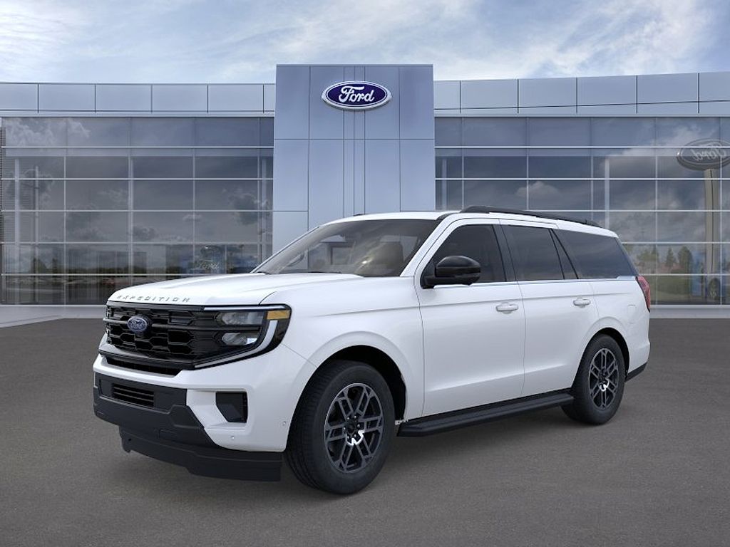 2026 Ford Expedition Active 4x4's photo