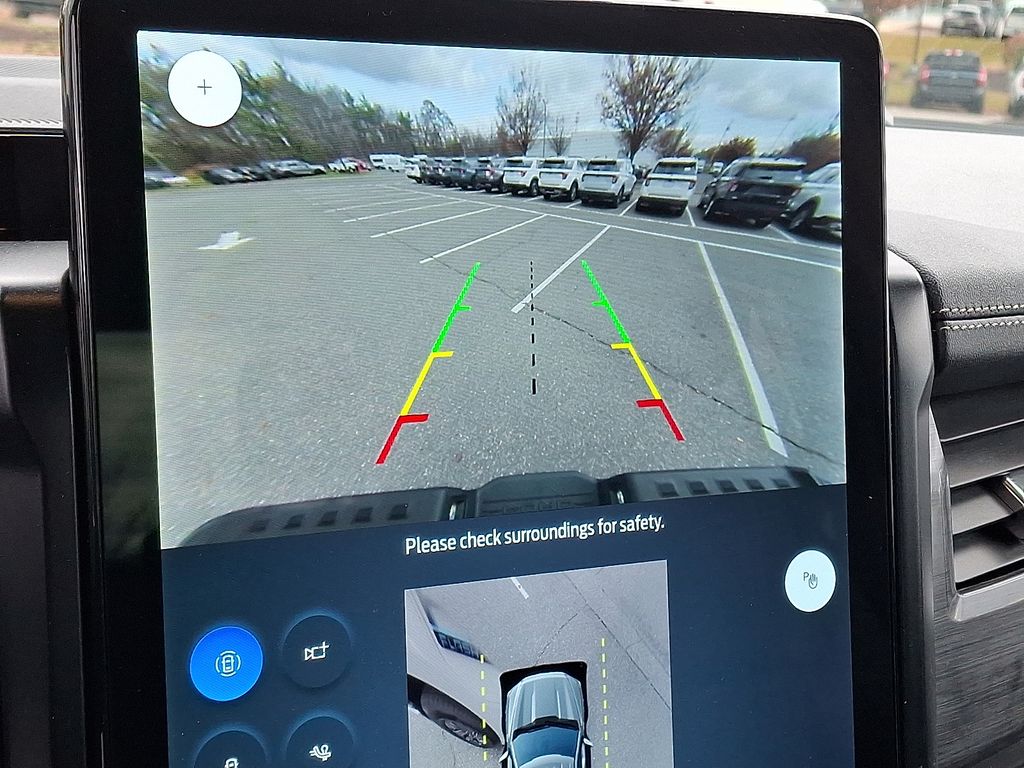 2024 Ford F-150 Lightning photo 4