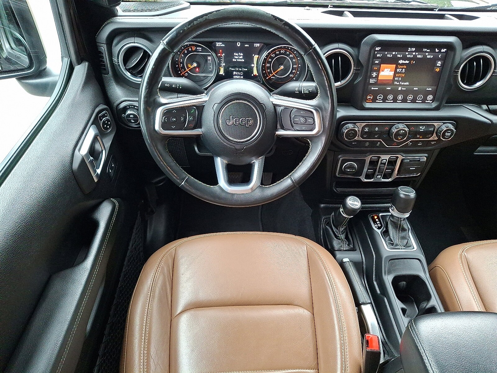 2020 Jeep Gladiator Overland photo 2
