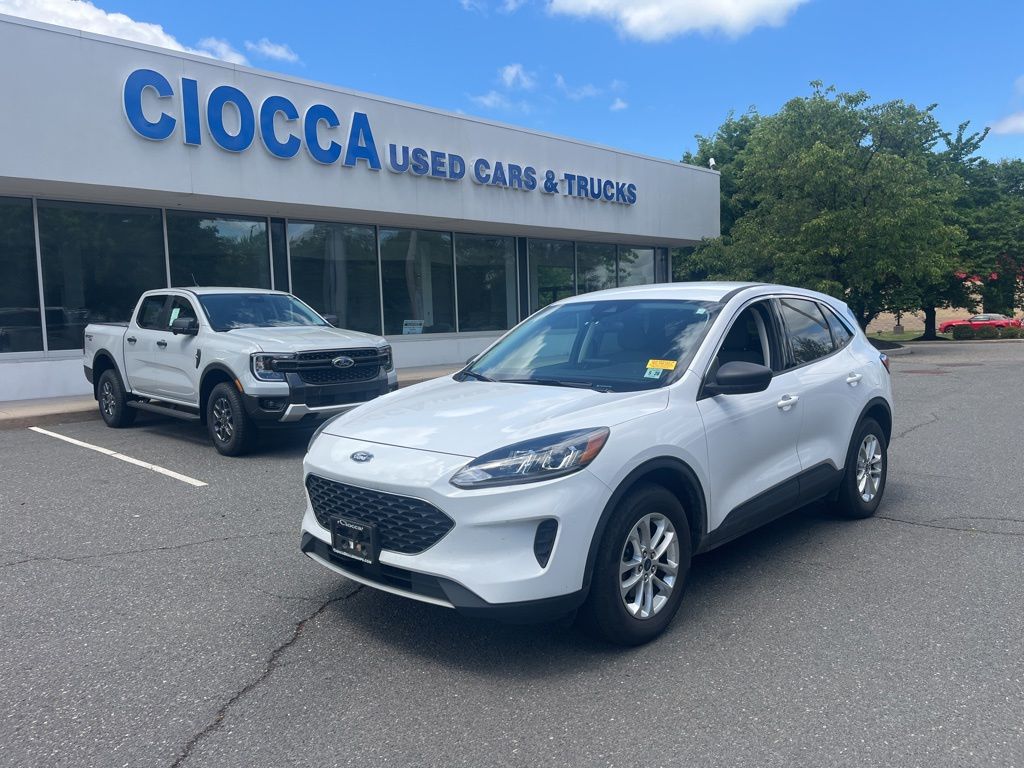 2022 Ford Escape SE AWD's photo