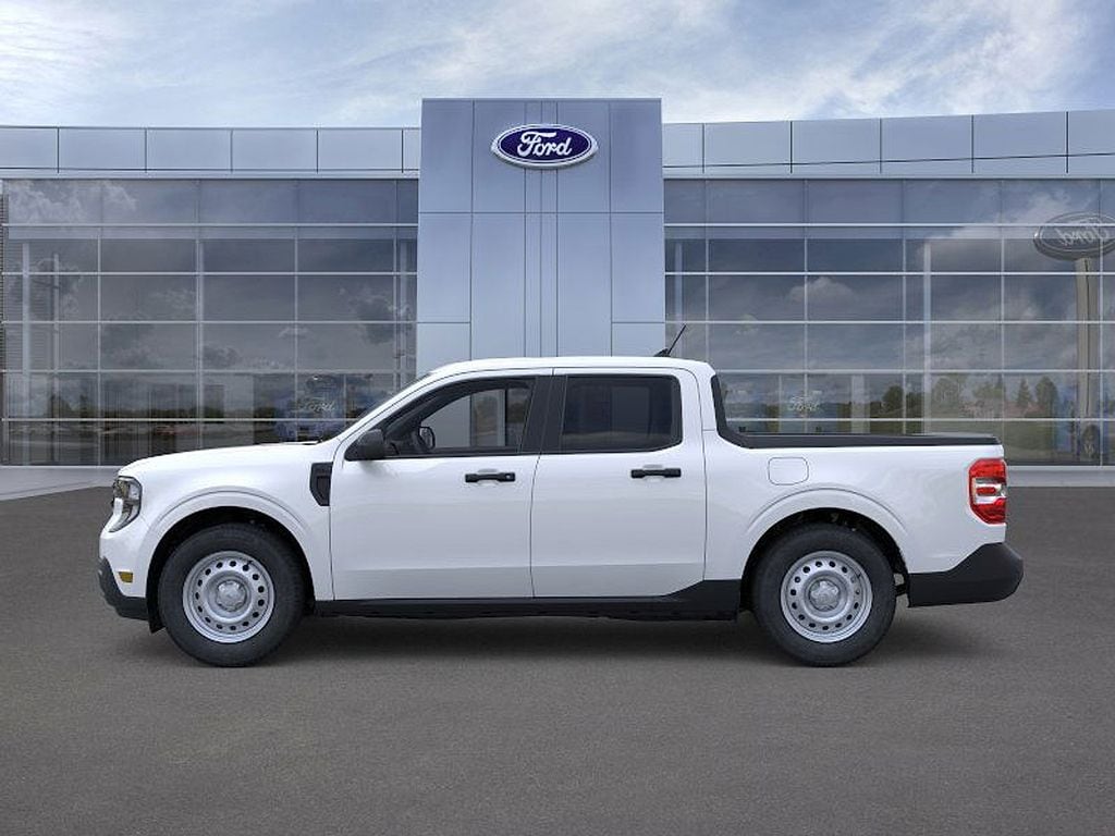 New 2025 Ford Maverick XL Truck SuperCrew
