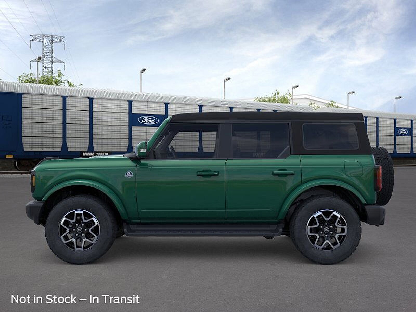 2025 Ford Bronco Outer Banks photo 3