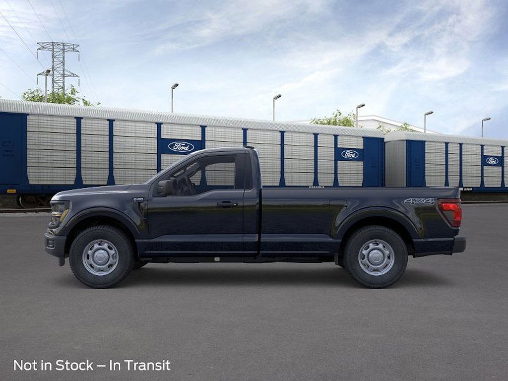 2025 Ford F-150 XL photo 2