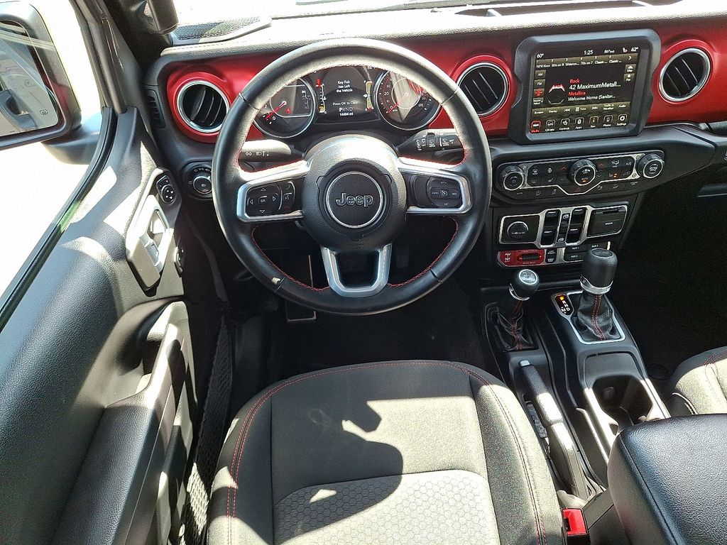 2021 Jeep Wrangler Unlimited Rubicon photo 2