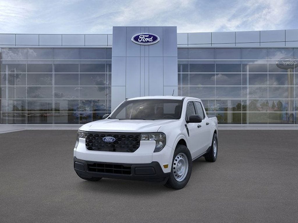 New 2025 Ford Maverick XL Truck SuperCrew