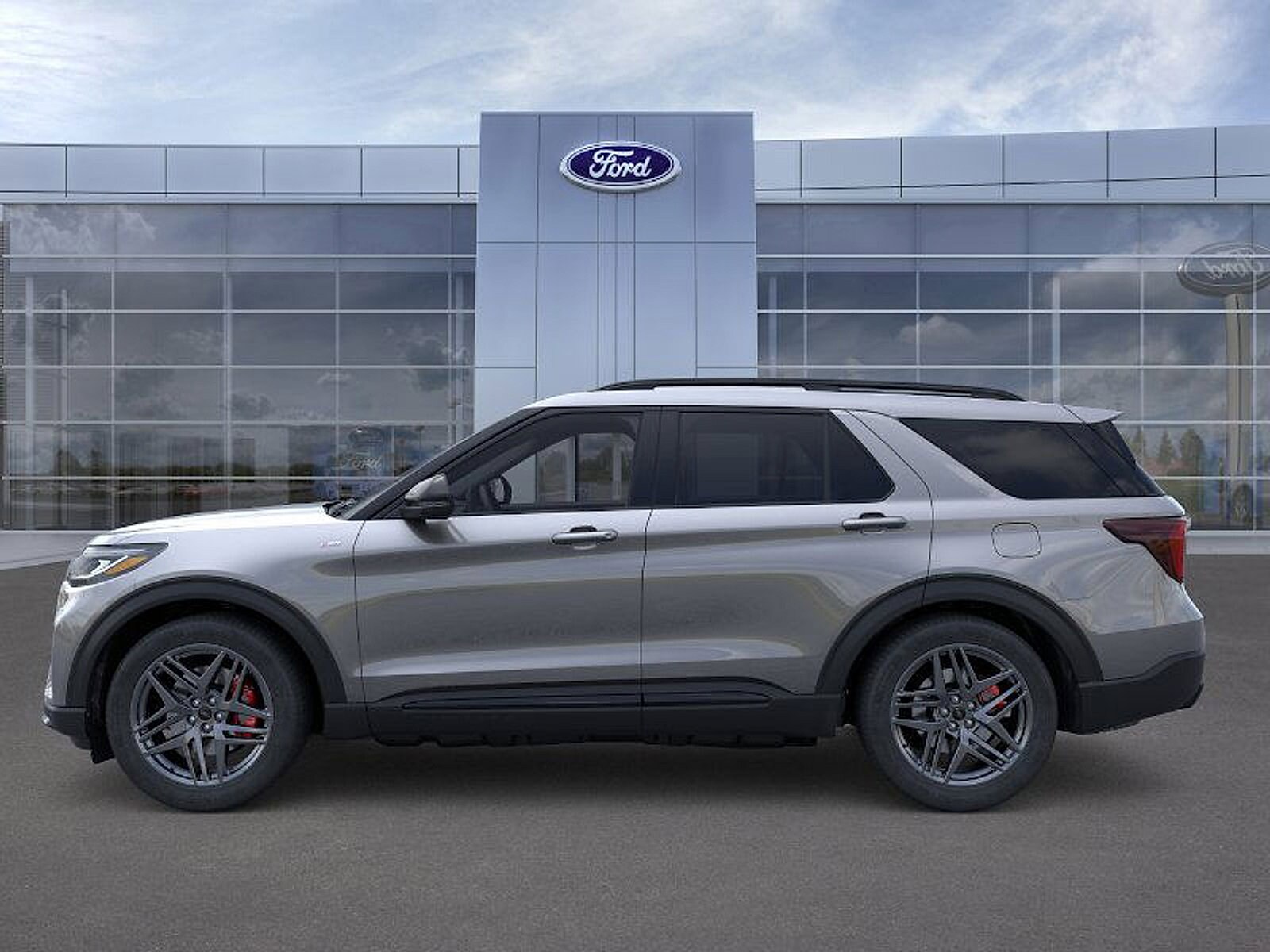 2025 Ford Explorer ST-Line photo 3