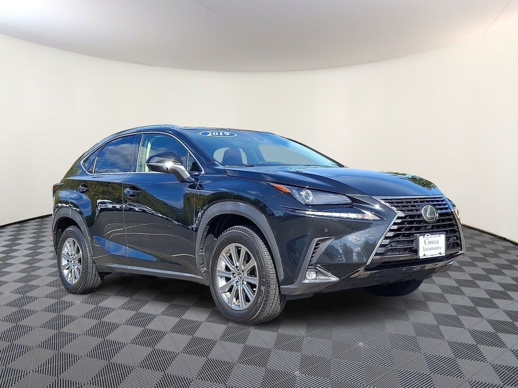 2019 Lexus NX 300's photo