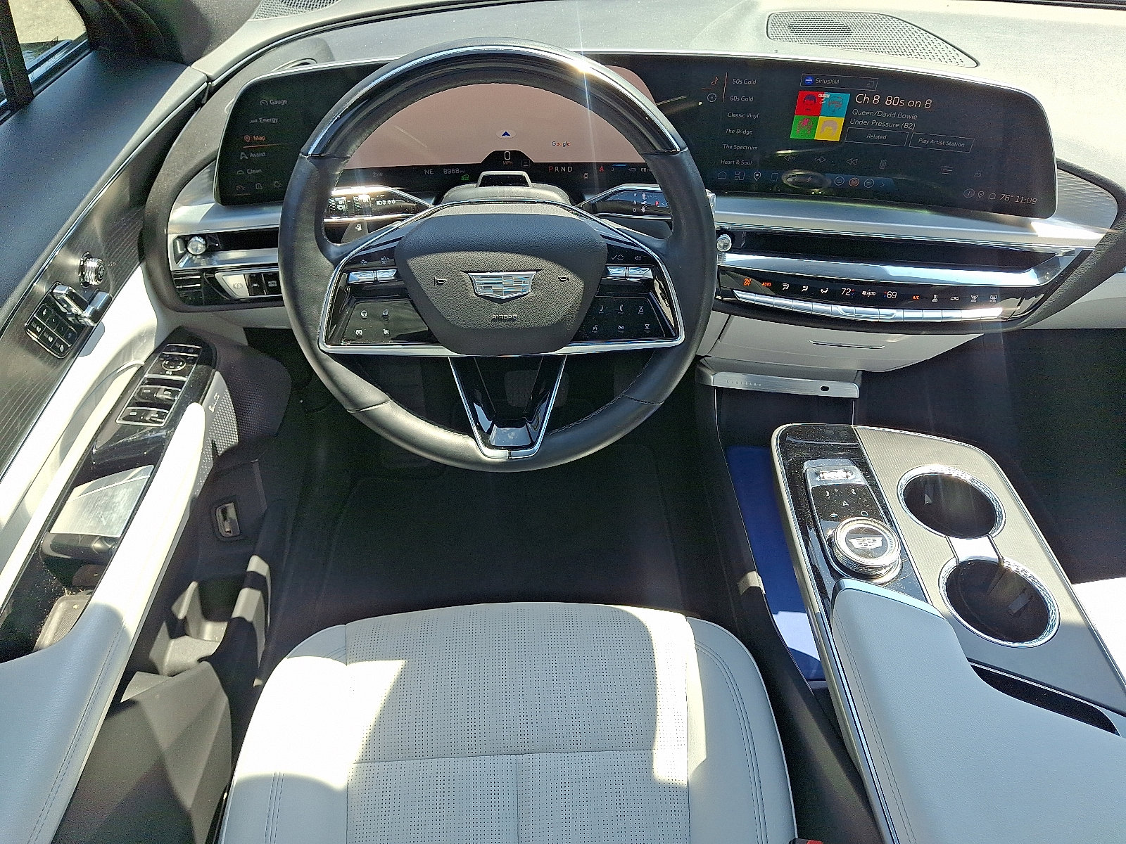 Used 2024 Cadillac LYRIQ Luxury 3 with VIN 1GYKPSRL4RZ111487 for sale in Lawrence, NJ