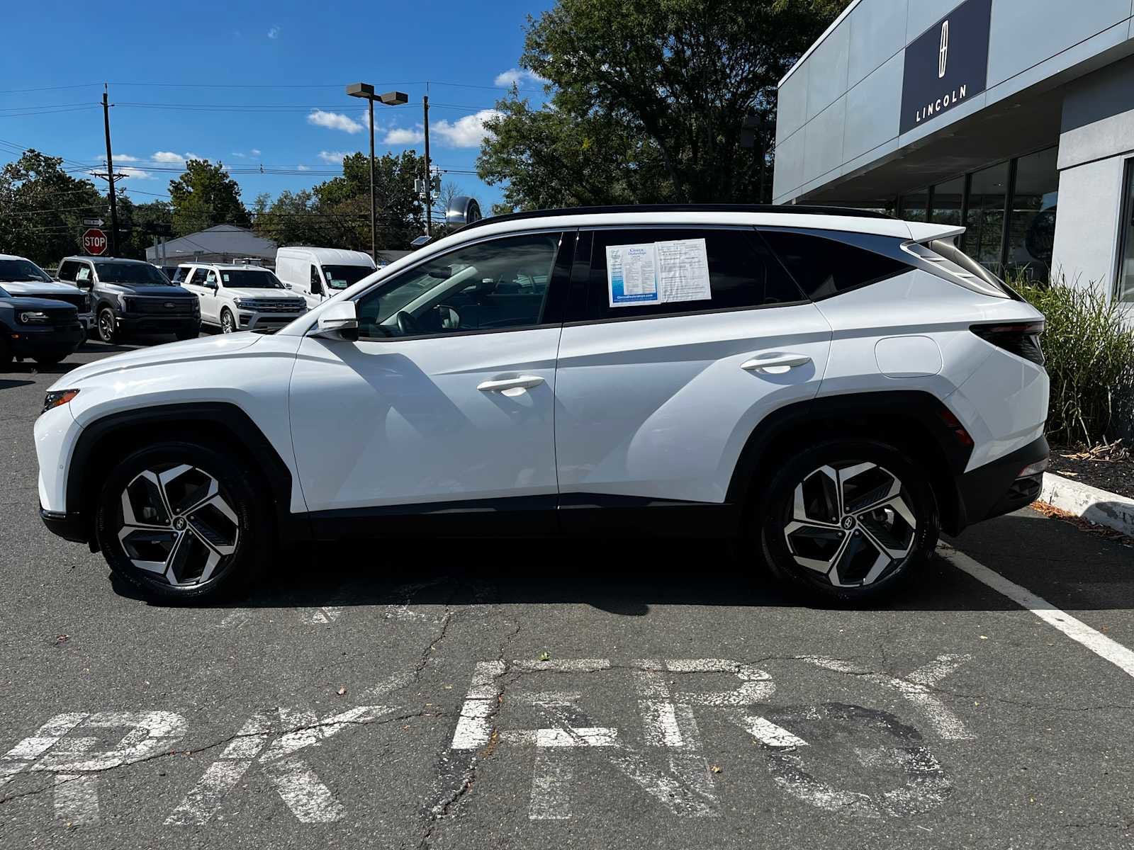 Used 2022 Hyundai Tucson Limited with VIN 5NMJECAE2NH036555 for sale in Lawrence, NJ