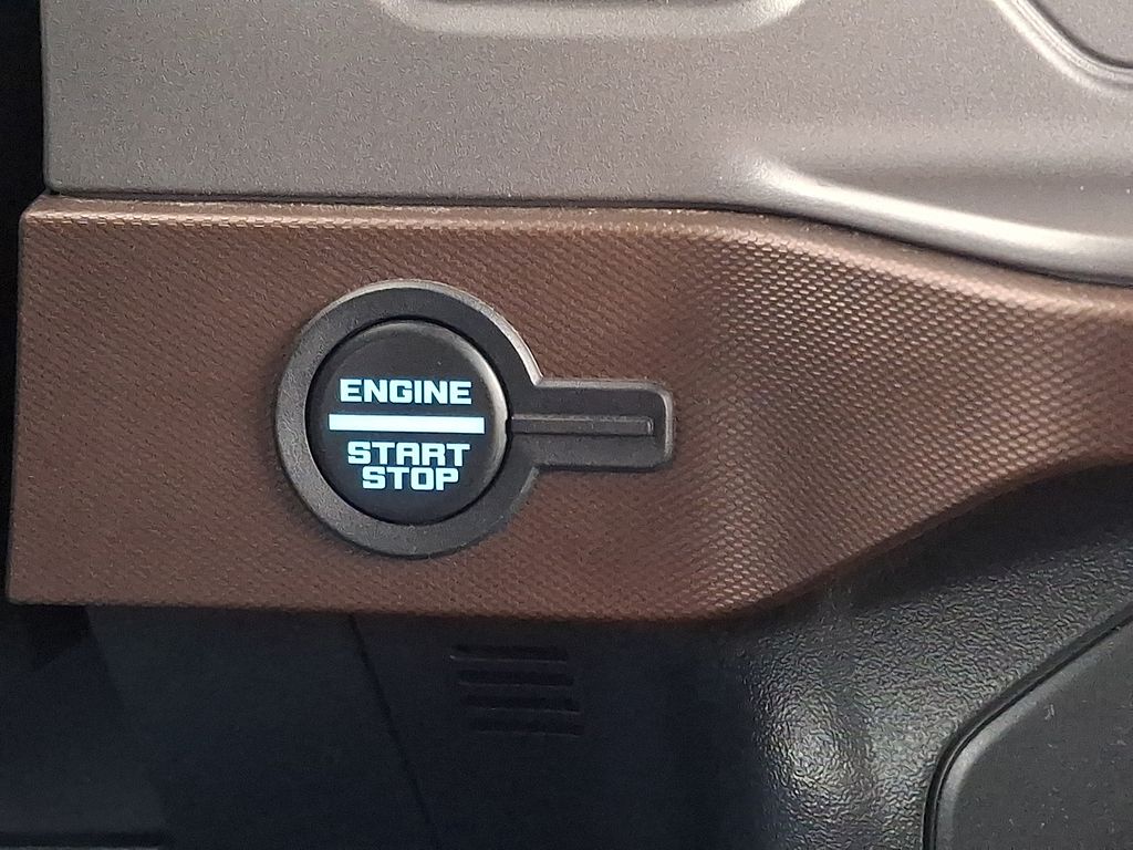 2023 Ford Bronco 4-Door Outer Banks - Photo 21