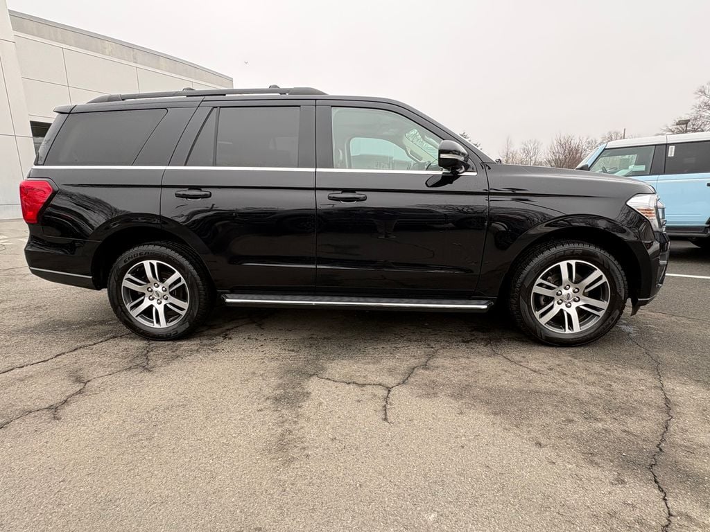 Used 2022 Ford Expedition XLT SUV