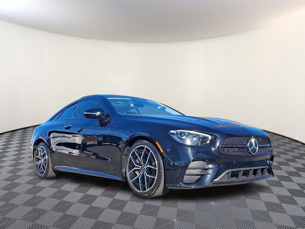 2023 Mercedes-Benz E-Class E450's photo
