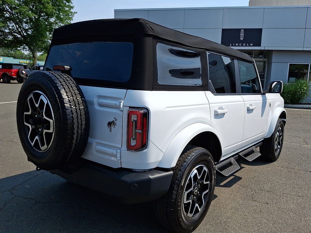 2024 Ford Bronco 4-Door Outer Banks - Photo 9
