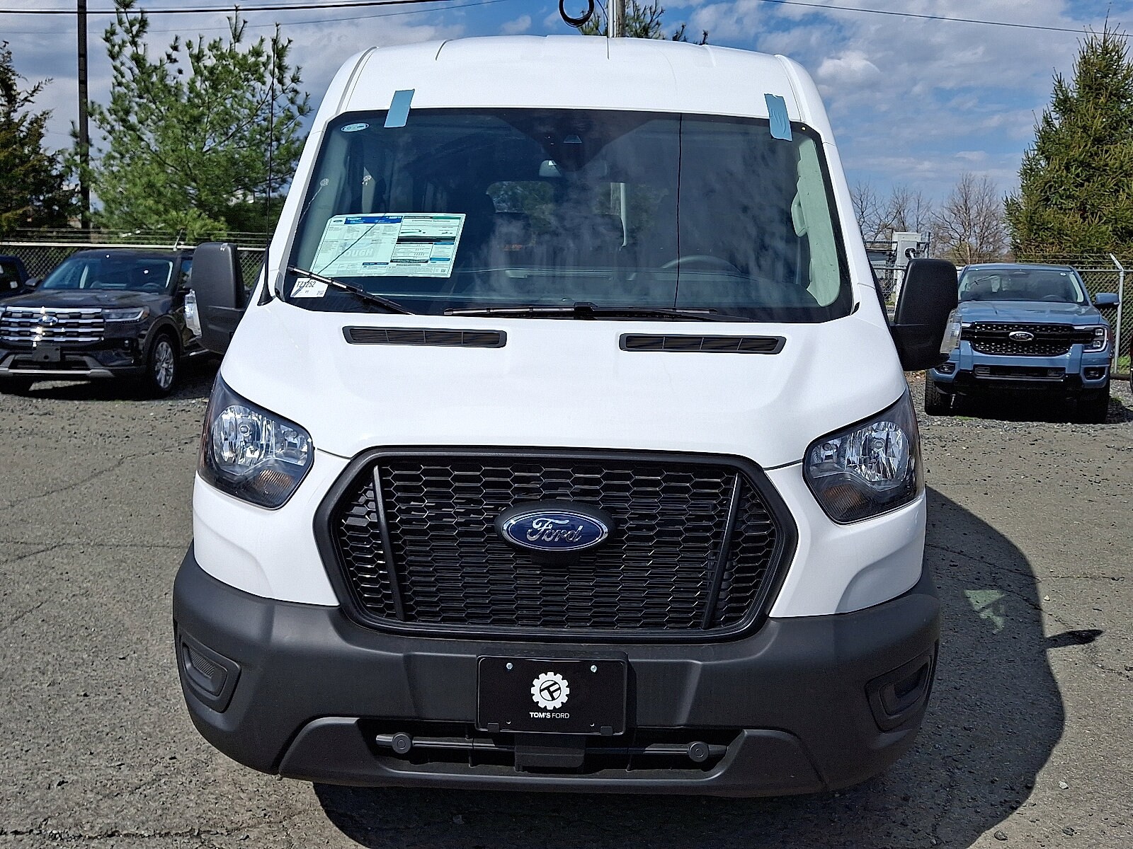 2025 Ford Transit Passenger XL photo 4