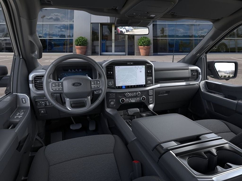 2026 Ford F-150 XLT - Photo 9