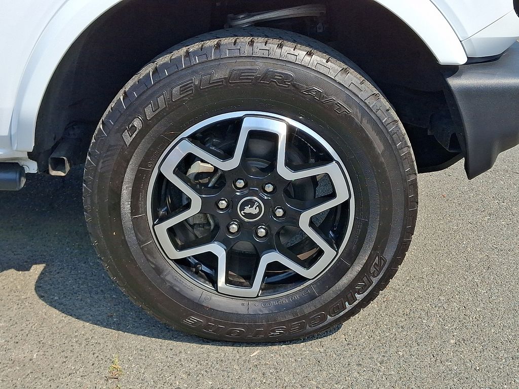 2024 Ford Bronco 4-Door Outer Banks - Photo 11
