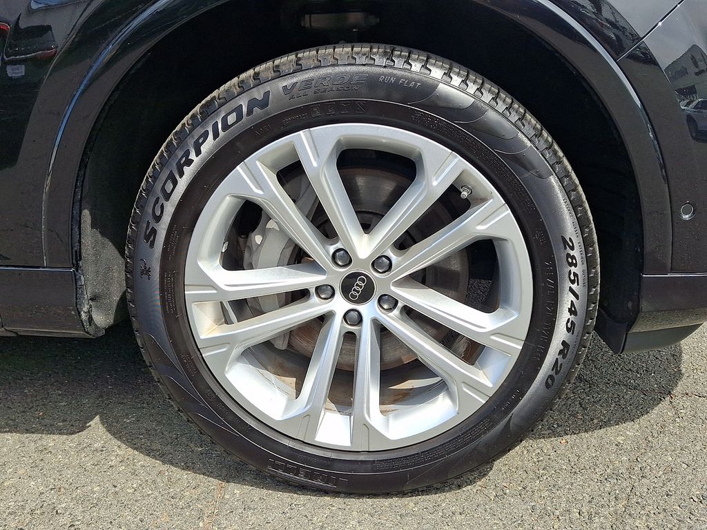 2025 Audi Q7 Premium Plus - Photo 11
