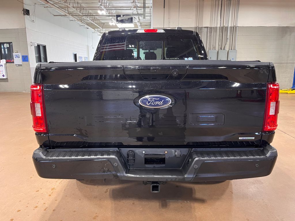 2023 Ford F-150 XLT photo 4