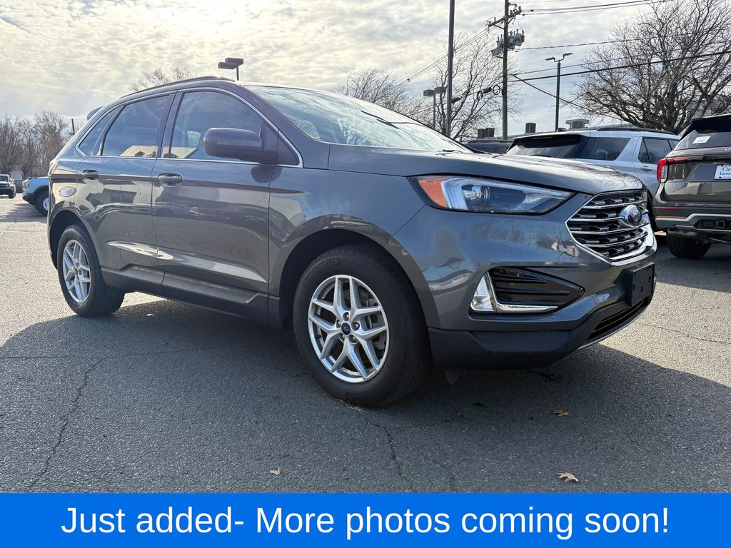 2022 Ford Edge SEL's photo