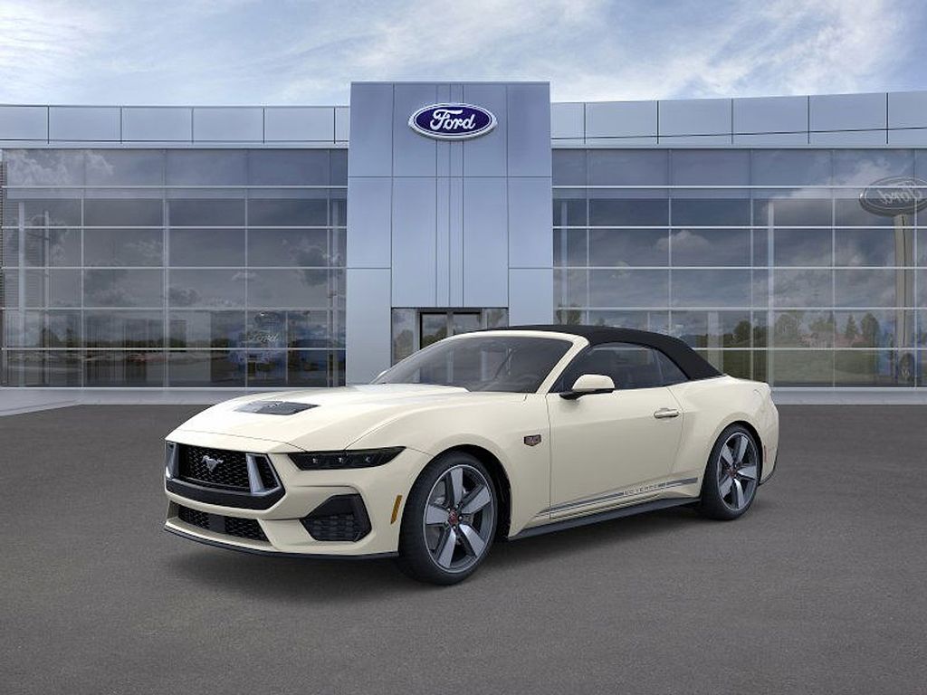 2025 Ford Mustang GT Premium's photo