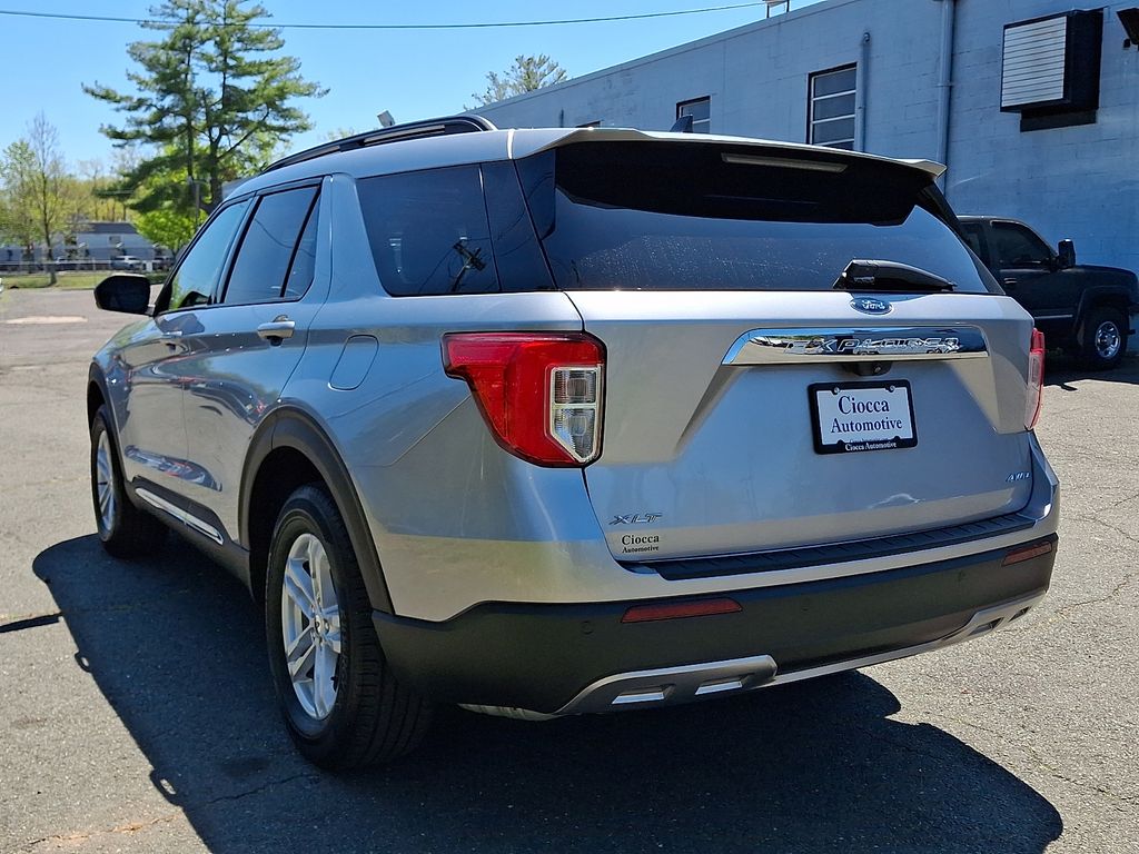 2022 Ford Explorer XLT - Photo 7