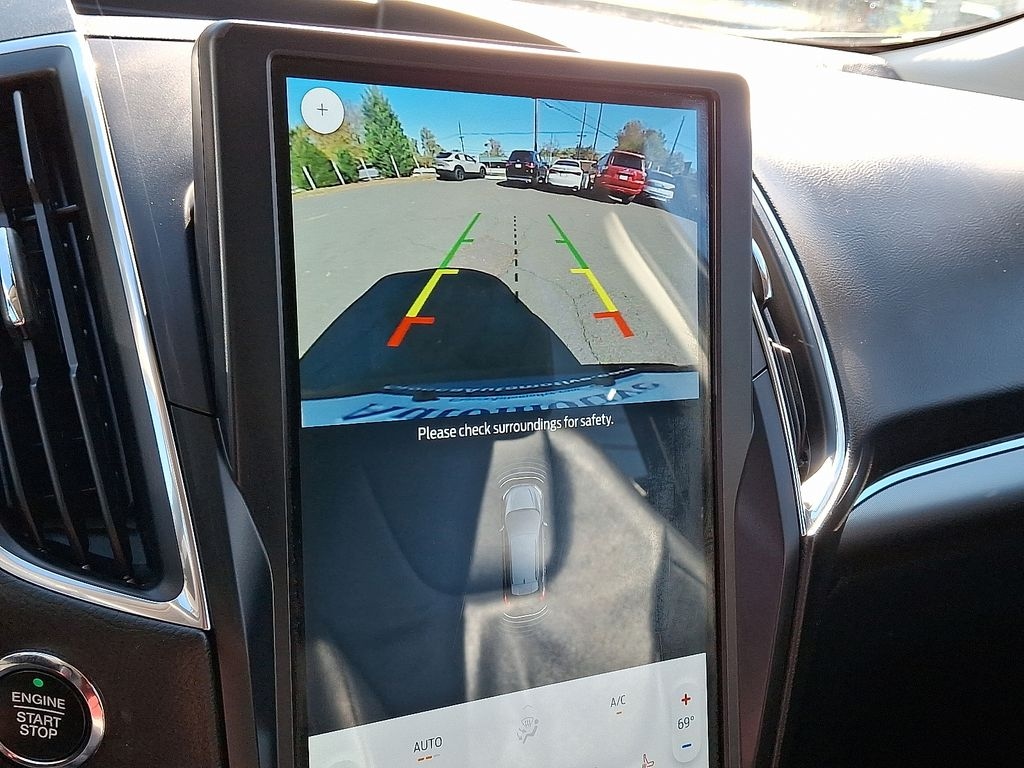 Certified 2022 Ford Edge Titanium SUV