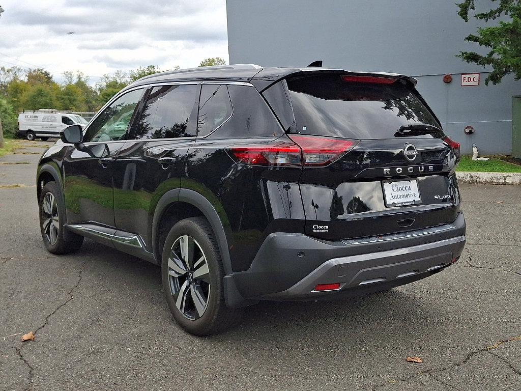 2023 Nissan Rogue SL - Photo 7
