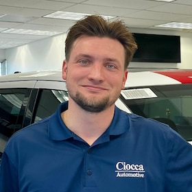 Staff member Robert Salvatore from 4e30803c57b8