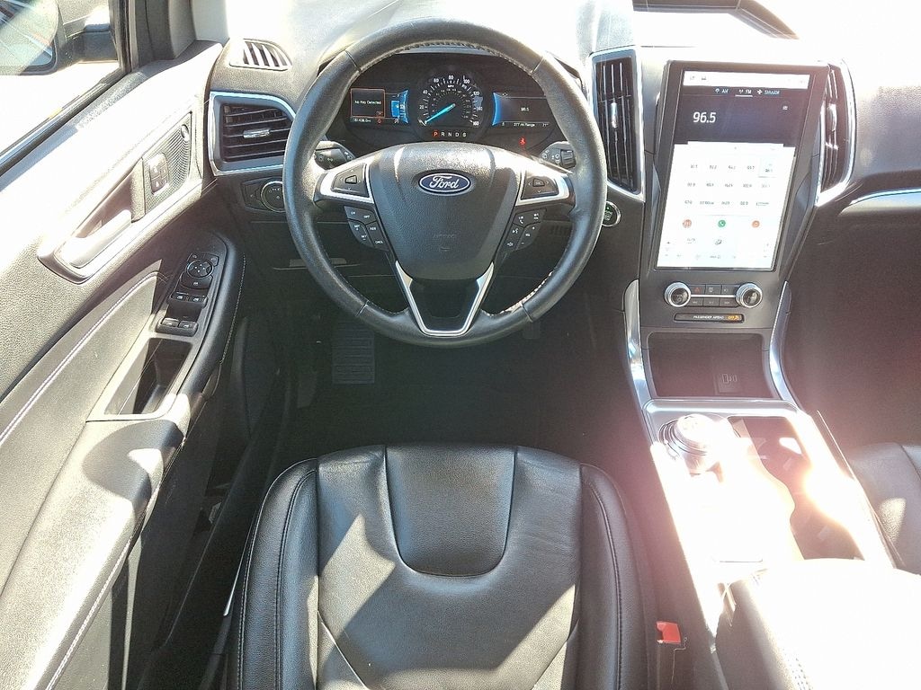 Certified 2022 Ford Edge Titanium SUV